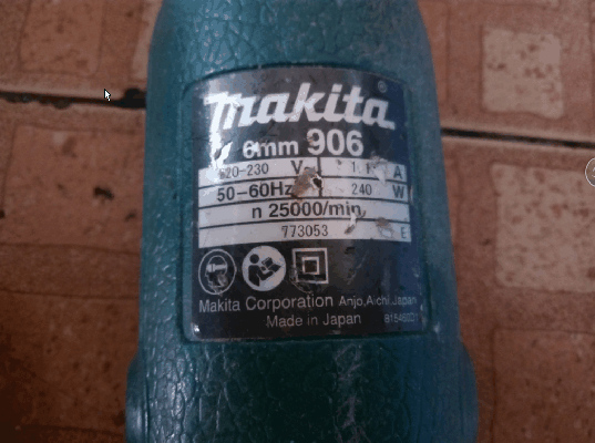 -ขายเครื่องเจียรู MAKITA Model.906 240W. 25000r/min 6mm.
