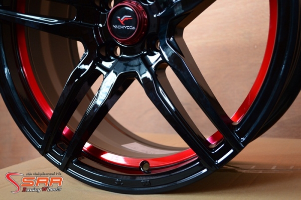 ล้อแม็กซ์ YACHIYODA SX-4 ขอบ17 4H100 สีดำตัดขอบแดง ล้อแม็กซ์ YACHIYODA SX-4 ขอบ17 4H100 สีดำตัดขอบแดง