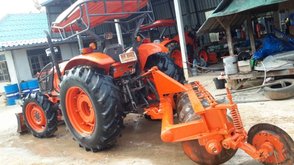 ขายรถไถ KUBOTA M7040 ปี 55 ขายรถไถ KUBOTA M7040 ปี 55