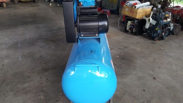 3 แรง 200 ลิตร รหัสสินค้า C1 - 1 ไฟ 220 v