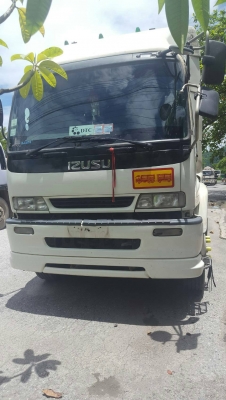 10ล้อหัวลาก ISUZU DECA 320ปี48เครื่องดำ พร้อมใช้งาน