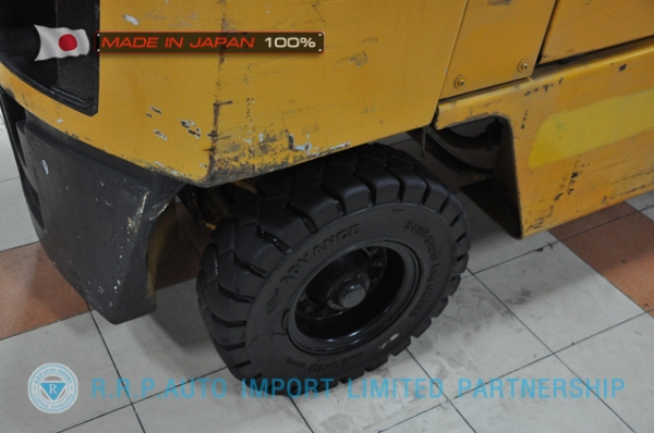 ขายรถโฟล์คลิฟท์มือสอง KOMASTSU รุ่น FG30-70464 นำเข้าจากประเทศญี่ปุ่น 100\% ไม่เคยใช้งานในไทย