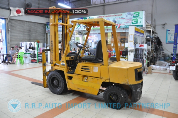 ขายรถโฟล์คลิฟท์มือสอง KOMASTSU รุ่น FG30-70464 นำเข้าจากประเทศญี่ปุ่น 100\% ไม่เคยใช้งานในไทย