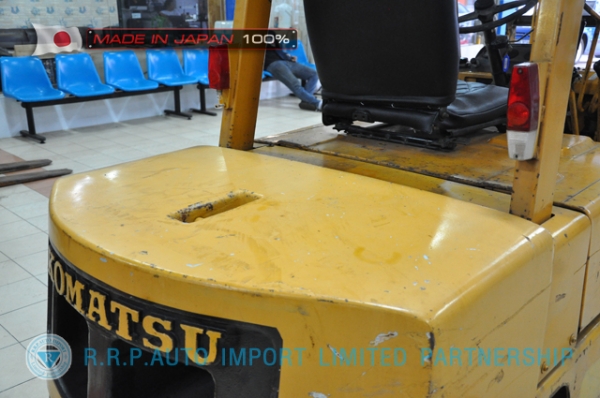 ขายรถโฟล์คลิฟท์มือสอง KOMASTSU รุ่น FG30-70464 นำเข้าจากประเทศญี่ปุ่น 100\% ไม่เคยใช้งานในไทย