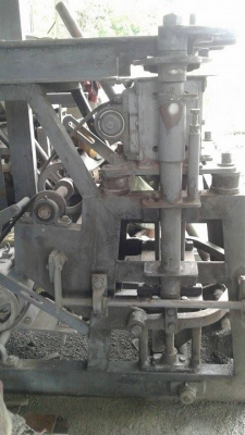 ขายเครื่องอัดอิฐบล็อก 2 ก้อน 70,000 สนใจโทร 0863719936 ด่วน++