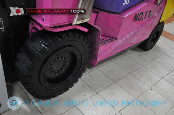 ขายรถโฟล์คลิฟท์มือสอง TCM รุ่น FA30D-09P00569 นำเข้าจากประเทศญี่ปุ่น 100\% ไม่เคยใช้งานในไทย