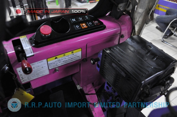 ขายรถโฟล์คลิฟท์มือสอง TCM รุ่น FA30D-09P00569 นำเข้าจากประเทศญี่ปุ่น 100\% ไม่เคยใช้งานในไทย