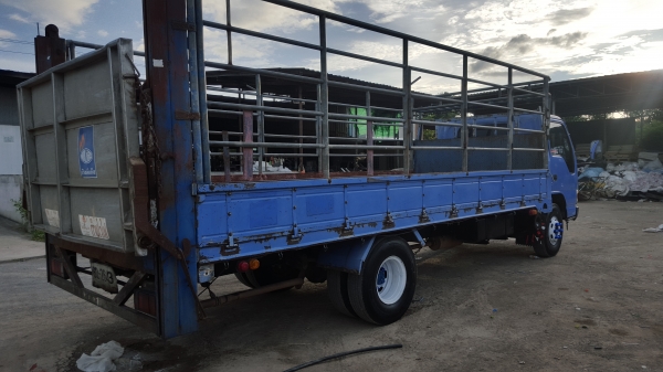 ขายNQR150เทอร์โบอินเตอร์ 6เกียร์ เครื่องดี คัทซีสวยมากยาว5.50m