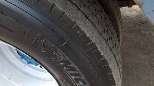 ขายNQR150เทอร์โบอินเตอร์ 6เกียร์ เครื่องดี คัทซีสวยมากยาว5.50m