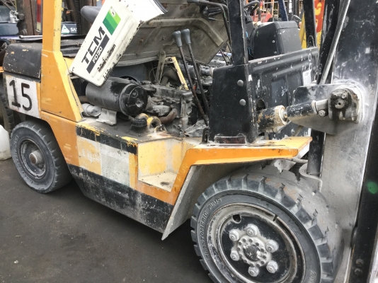 ขาย โฟรคลิฟท์ ทีซีเอ็ม ดีเซล 3 ตันเสา 4 เมตรเ