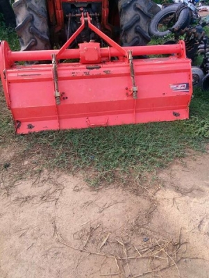 รถไถ่คูโบต้า4708 ปี่2555 (คานโค้ง) ดันหน้า ผาลหลัง24*5 พร้อมโรตารี่