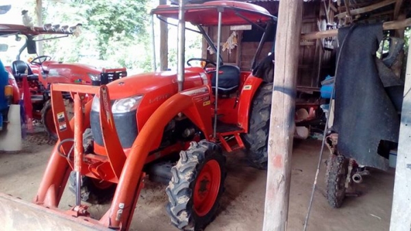 รถไถ่คูโบต้า4708 ปี่2555 (คานโค้ง) ดันหน้า ผาลหลัง24*5 พร้อมโรตารี่