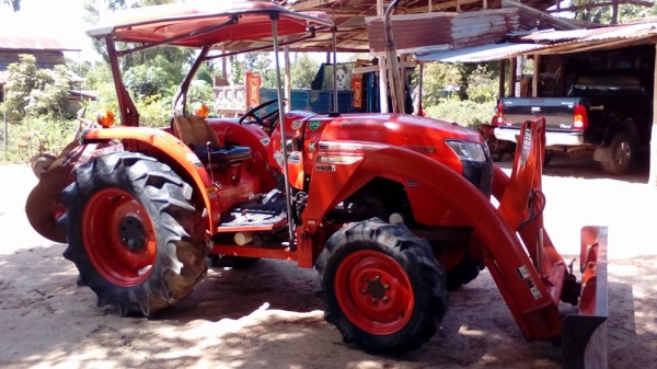 รถไถ่คูโบต้า4708 ปี่2555 (คานโค้ง) ดันหน้า ผาลหลัง24*5 พร้อมโรตารี่