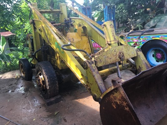 ขายรถตักล้อยางเครื่องอีซูสุ145แรง