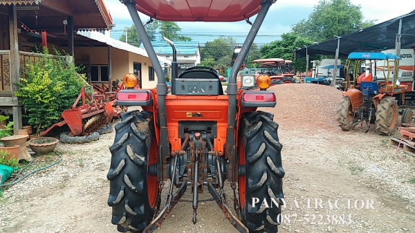 สินค้าเข้าใหม่ #ขายรถแทรกเตอร์มือสอง #คูโบต้าL3008 4WD 30 แรงม้า ราคา 220,000 บ. รถสภาพดี พร้อมใช้งาน  สีเดิมๆ จากโรงงาน ผ่านการใช้งานมา 820 ชม.พร้อมผานพรวน 6&times;22จัดส่ง อ.เมือง จ.กำแพงเพชร