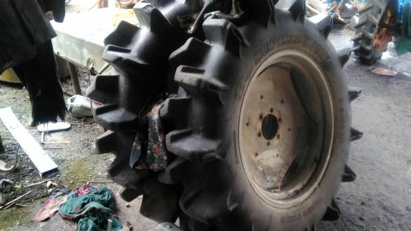 ยางรถไถ9.5ขอบ24คับ