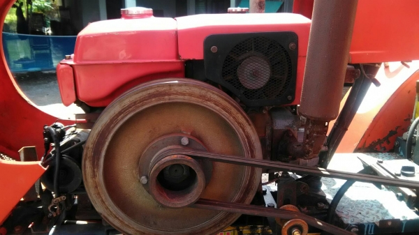 รถไถสิงห์สยามพร้อมใบมีดคับส่งใด้ทุกจังหวัดคับ รถไถสิงห์สยามพร้อมใบมีดคับส่งใด้ทุกจังหวัดคับ