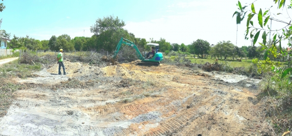 ขายkomatsu pc40-7 มีเอกสารจดทะเบียน เครื่องแน่น สลักบูชแน่นทุกจุด ช่วงล่างเต็ม ระบบไฮโดรลิคเร็วแรงไม