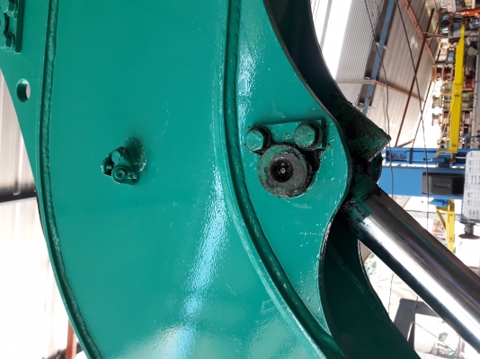 ขายkomatsu pc40-7 มีเอกสารจดทะเบียน เครื่องแน่น สลักบูชแน่นทุกจุด ช่วงล่างเต็ม ระบบไฮโดรลิคเร็วแรงไม
