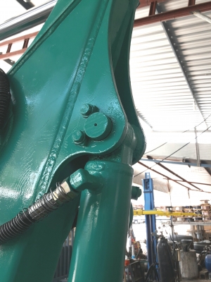 ขายkomatsu pc40-7 มีเอกสารจดทะเบียน เครื่องแน่น สลักบูชแน่นทุกจุด ช่วงล่างเต็ม ระบบไฮโดรลิคเร็วแรงไม