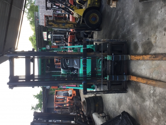 ขาย รถโฟรคลิฟท์ มิซู 2.5 ตัน เสา 4เมตร ขาย รถโฟรคลิฟท์ มิซู 2.5 ตัน เสา 4เมตร