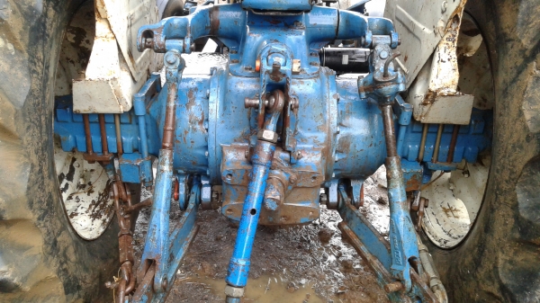 รถไถฟอร์ด