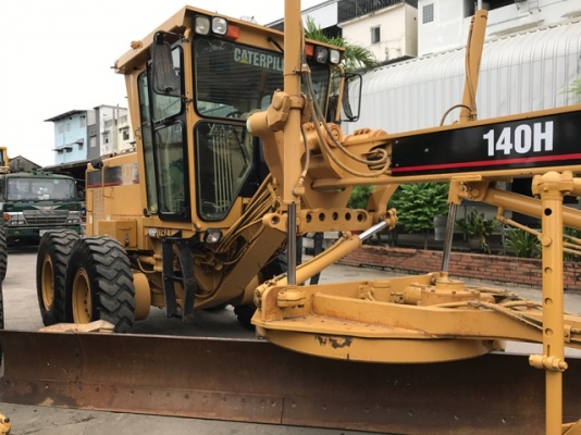 รถเกรด Cat140H ปี2002 รถเก่านอก สภาพเดิมๆ สวย พร้อมสแกนริฟายใหม่