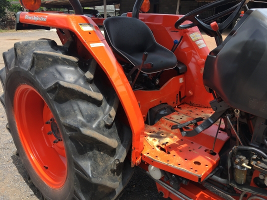 ขาย L4508Di ใบดันหน้า + ผาน6/22 ช้าง ราคา260000บ 0819711186