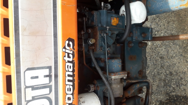 คูโบตัา L2402 DT สองเพลา รถใช้งานได้ปกติสีเดิม ยางพอใช้