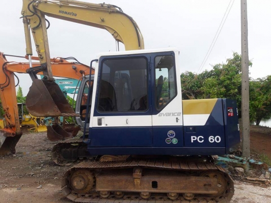 ขายKOMATSU PC60-6  เก่าญี่ปุ่นแท้  มีลายแย๊ก  รถสวยสภาพดี  พร้อมใช้  เครื่องปั๊มดี  ลองระบบกันได้ทุกวัน  โทร  089-3818694  ดวงนภา