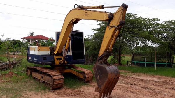 ขายรถแบคโค PC60L-6 สภาพสวยพร้อมใช้งาน ราคา450,000 สนใจโทร 090-8588220 093-3258446 www.narong2truck.com www.truck.in.th/498 https://www.facebook.com/narong2truck/ ID: narong498 ID: 0984610380 เพจ Facebook ณรงค์ ซื้อขายรถมือสอง กลุ่ม Facebook ณรงค์ ซื้อขายร