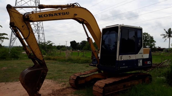 ขายรถแบคโค PC60L-6 สภาพสวยพร้อมใช้งาน ราคา450,000 สนใจโทร 090-8588220 093-3258446 www.narong2truck.com www.truck.in.th/498 https://www.facebook.com/narong2truck/ ID: narong498 ID: 0984610380 เพจ Facebook ณรงค์ ซื้อขายรถมือสอง กลุ่ม Facebook ณรงค์ ซื้อขายร