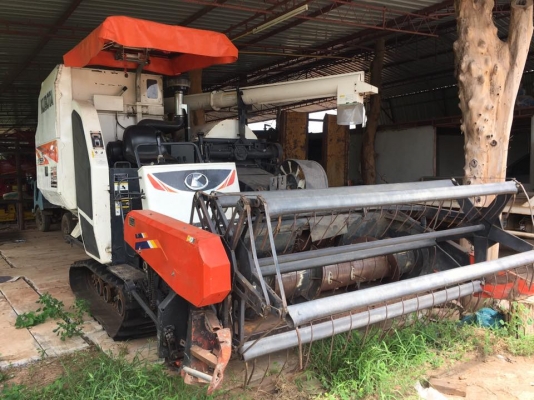 ขายรถเกี่ยวข้าว DC95GM ปี55 ใช้งาน2700ชั่วโมง ราคา470,000 สนใจโทร 090-8588220 093-3258446 www.narong2truck.com www.truck.in.th/498 https://www.facebook.com/narong2truck/ ID: narong498 ID: 0984610380 เพจ Facebook ณรงค์ ซื้อขายรถมือสอง กลุ่ม Facebook ณรงค์