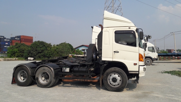 หัวลาก Hino 344 ขายพร้อมหางพื้นเรียบ 3 เพลา ราคา 1,850,000 บาท ติดต่อเจ้าของ 0868170894 หัวลาก Hino 344 ขายพร้อมหางพื้นเรียบ 3 เพลา ราคา 1,850,000 บาท ติดต่อเจ้าของ 0868170894