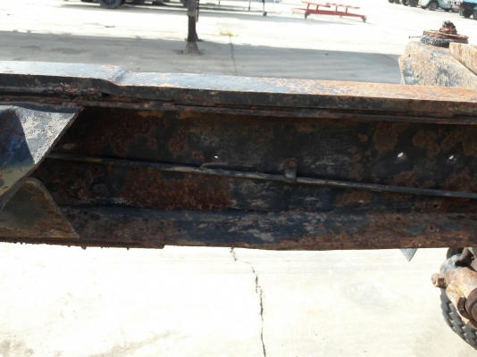 ขายแซซซี 10 ล้อหัวยาวอีซูซุพร้อมเล่มทะเบียน