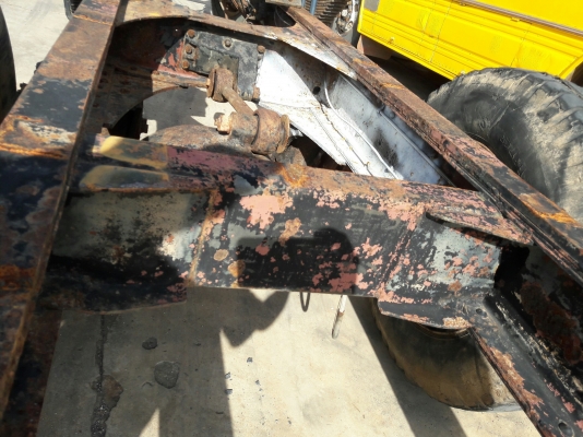 ขายแซซซี 10 ล้อหัวยาวอีซูซุพร้อมเล่มทะเบียน