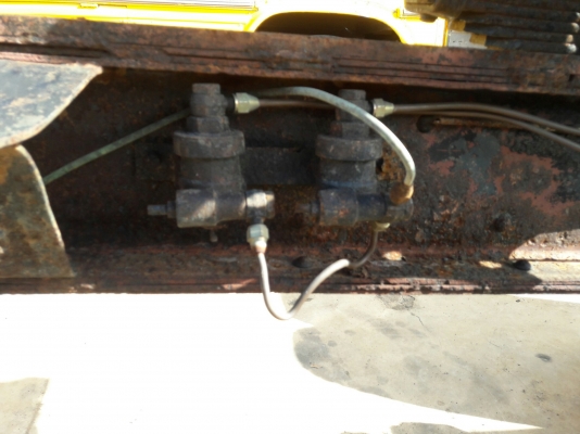 ขายแซซซี 10 ล้อหัวยาวอีซูซุพร้อมเล่มทะเบียน