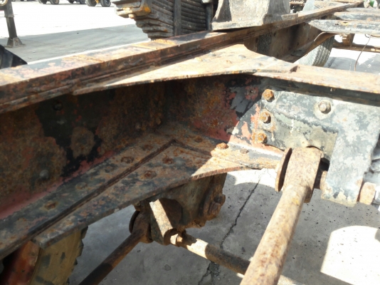 ขายแซซซี 10 ล้อหัวยาวอีซูซุพร้อมเล่มทะเบียน