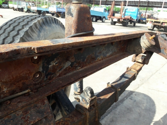 ขายแซซซี 10 ล้อหัวยาวอีซูซุพร้อมเล่มทะเบียน