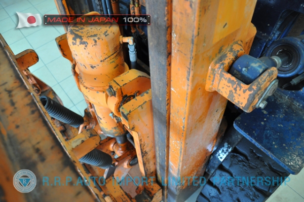 ขายรถโฟล์คลิฟท์มือสอง TOYOTA รุ่น 5FD20-66842 นำเข้าจากประเทศญี่ปุ่น 100\% ไม่เคยใช้งานในไทย