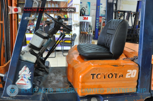 ขายรถโฟล์คลิฟท์มือสอง TOYOTA รุ่น 5FD20-66842 นำเข้าจากประเทศญี่ปุ่น 100\% ไม่เคยใช้งานในไทย