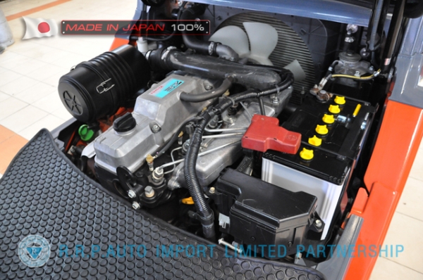 ขายรถโฟล์คลิฟท์มือสอง TOYOTA รุ่น 8FD25-34026 นำเข้าจากประเทศญี่ปุ่น 100\% ไม่เคยใช้งานในไทย