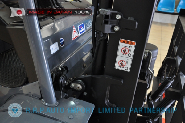 ขายรถโฟล์คลิฟท์มือสอง TOYOTA รุ่น 8FD25-34026 นำเข้าจากประเทศญี่ปุ่น 100\% ไม่เคยใช้งานในไทย