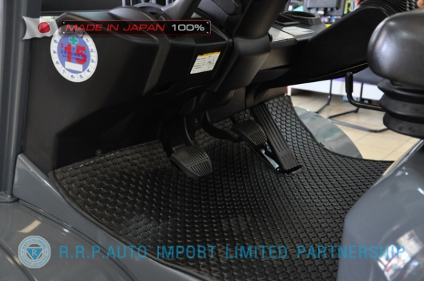 ขายรถโฟล์คลิฟท์มือสอง TOYOTA รุ่น 8FD25-34026 นำเข้าจากประเทศญี่ปุ่น 100\% ไม่เคยใช้งานในไทย