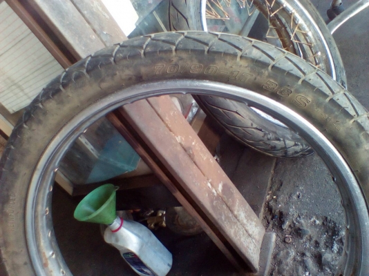 ล้อขอบ16และ17 เส้น 220.-