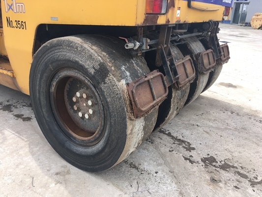 Hitachi / Dynapac :RT205 เกียร์ออโต้, เครื่องยนต์ Isuzu : 4BGT ตรงจากญี่ปุ่นครับ 0988585524 สามภพครับ Hitachi / Dynapac :RT205 เกียร์ออโต้, เครื่องยนต์ Isuzu : 4BGT ตรงจากญี่ปุ่นครับ 0988585524 สามภพครับ