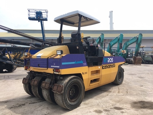 Hitachi / Dynapac :RT205 เกียร์ออโต้, เครื่องยนต์ Isuzu : 4BGT ตรงจากญี่ปุ่นครับ 0988585524 สามภพครับ Hitachi / Dynapac :RT205 เกียร์ออโต้, เครื่องยนต์ Isuzu : 4BGT ตรงจากญี่ปุ่นครับ 0988585524 สามภพครับ