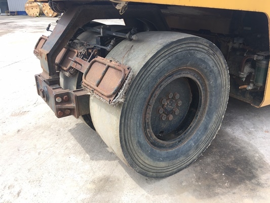 Hitachi / Dynapac :RT205 เกียร์ออโต้, เครื่องยนต์ Isuzu : 4BGT ตรงจากญี่ปุ่นครับ 0988585524 สามภพครับ Hitachi / Dynapac :RT205 เกียร์ออโต้, เครื่องยนต์ Isuzu : 4BGT ตรงจากญี่ปุ่นครับ 0988585524 สามภพครับ