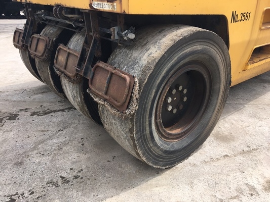 Hitachi / Dynapac :RT205 เกียร์ออโต้, เครื่องยนต์ Isuzu : 4BGT ตรงจากญี่ปุ่นครับ 0988585524 สามภพครับ Hitachi / Dynapac :RT205 เกียร์ออโต้, เครื่องยนต์ Isuzu : 4BGT ตรงจากญี่ปุ่นครับ 0988585524 สามภพครับ