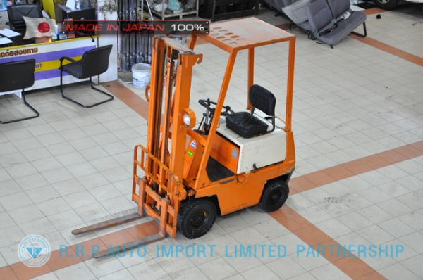 ขายรถโฟล์คลิฟท์มือสอง TOYOTA รุ่น 2FG7-30082 นำเข้าจากประเทศญี่ปุ่น 100\% ไม่เคยใช้งานในไทย